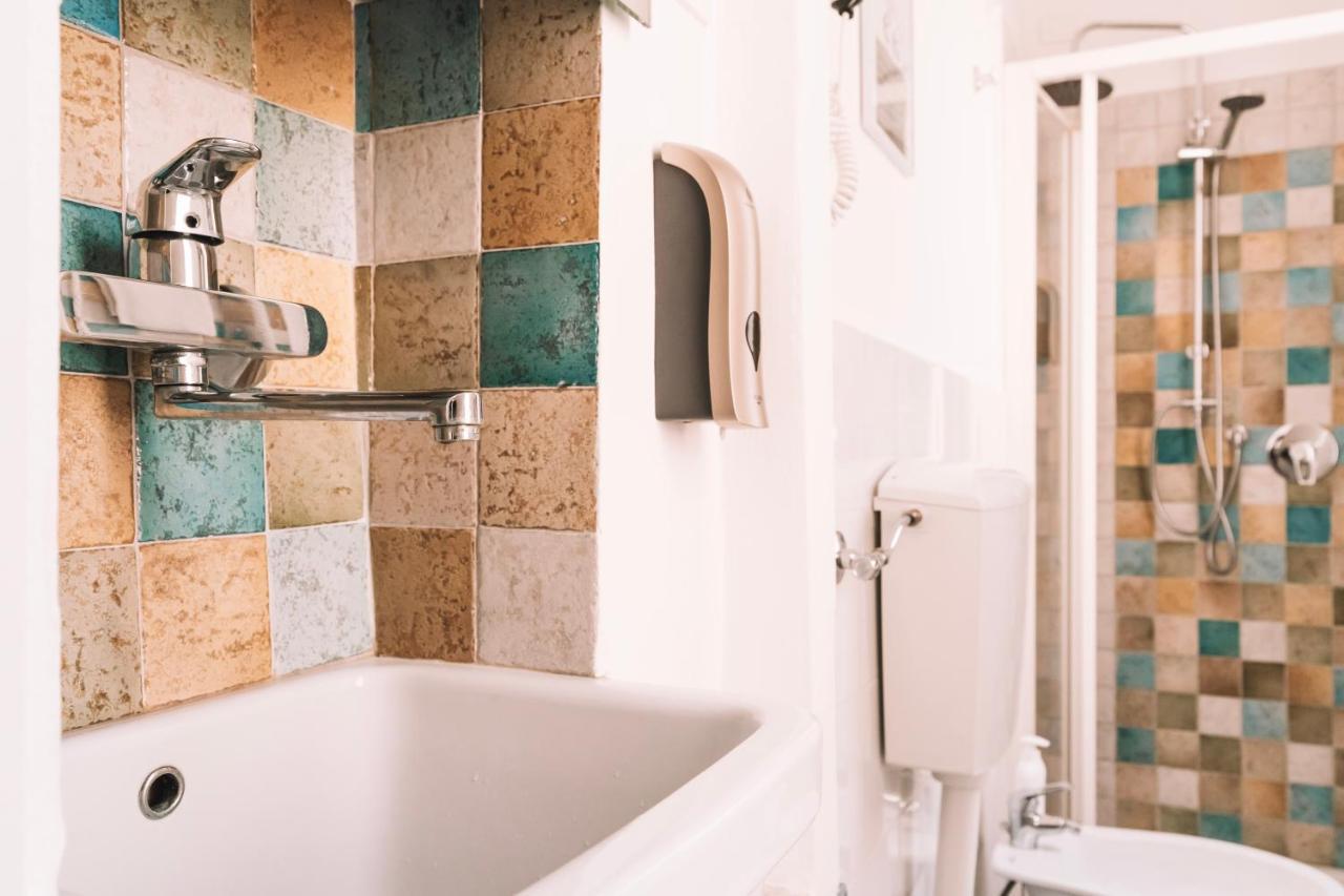 Charmelise Apartment Специя Екстериор снимка